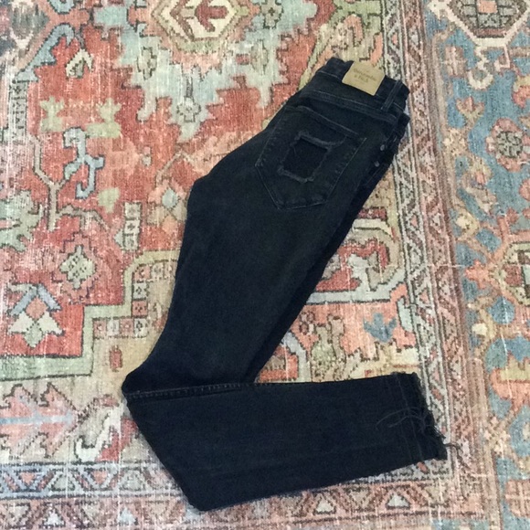 Women’s Abercrombie Jeans - Picture 6 of 8